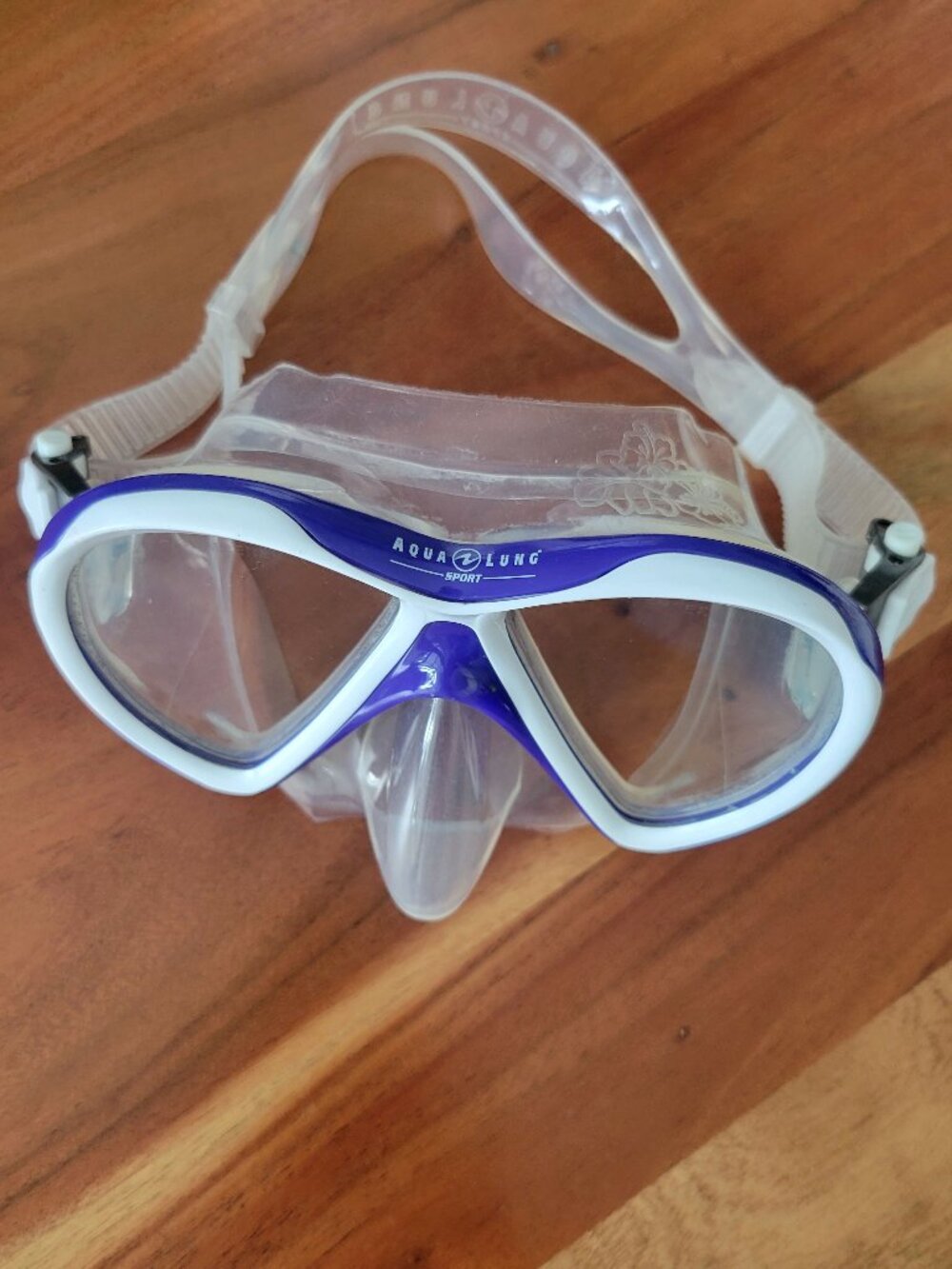 Aqua Lung Sport Reveal Ultrafit Diving Mask Clear Silicone Tempered Glass